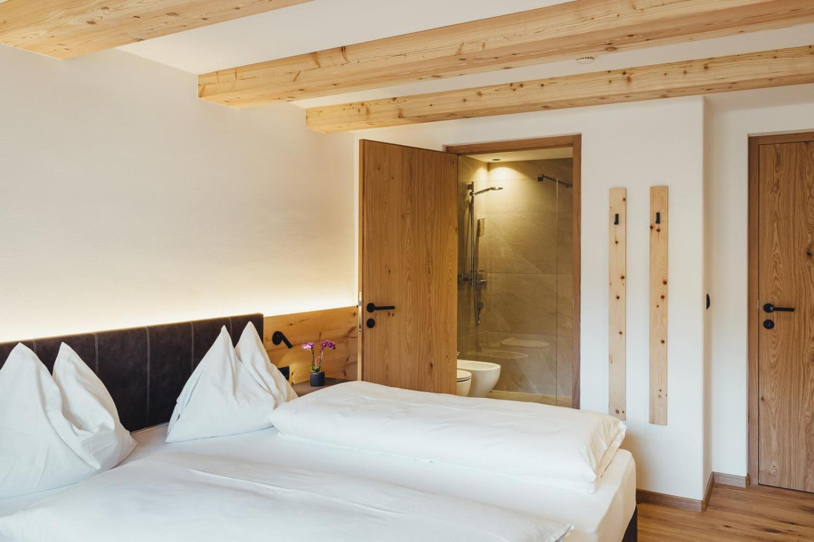 Hotel Schmuckhof Кьюза Номер фото